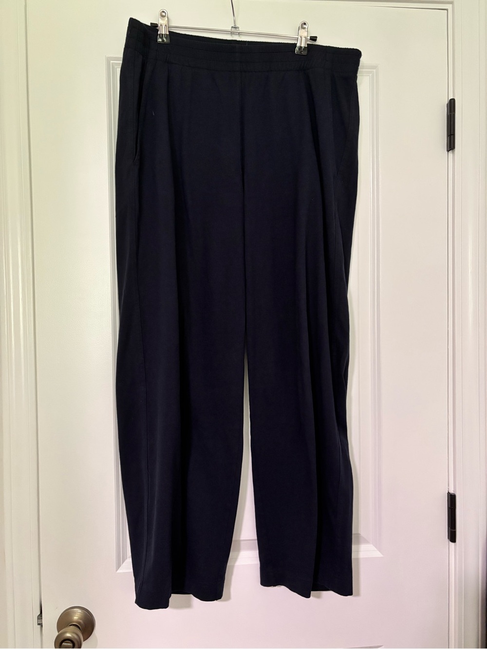 Everlane Navy Blue Relaxed Elastic-Waist Jogger Pants